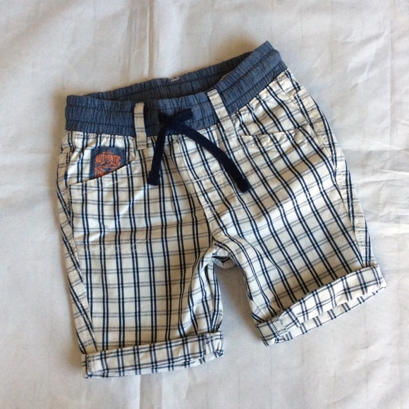 H&M Plaid, Cuffed Drawstring Shorts BOYS 12-18 M - Picture 3 of 3